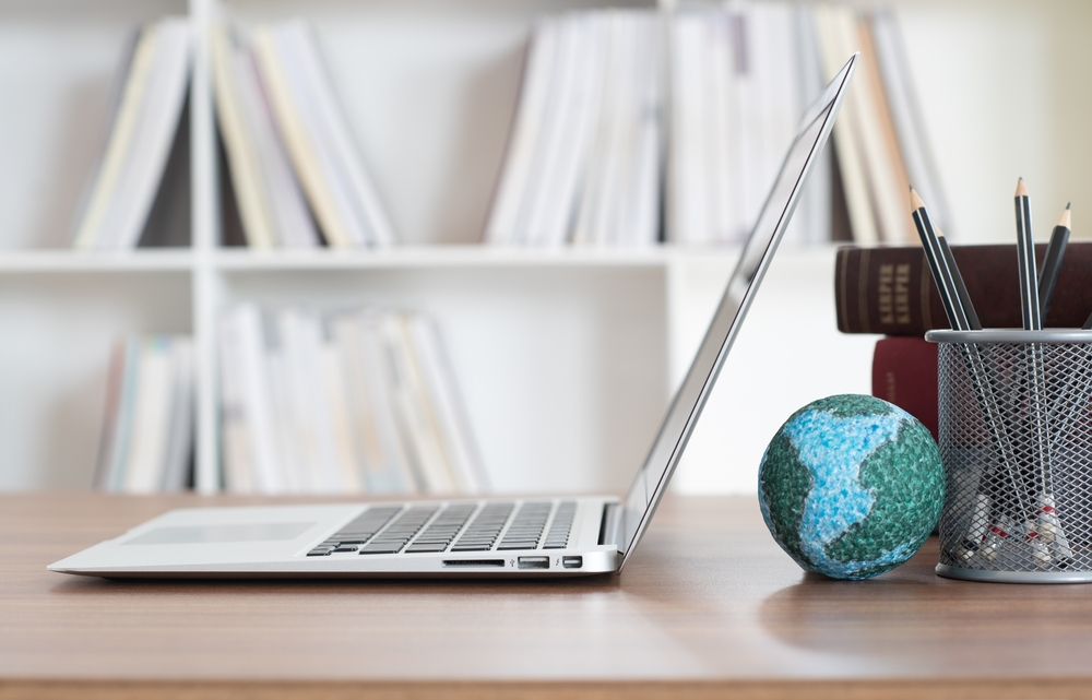 VSEŽIVLJENJSKO UČENJE V UČEČI SE DRUŽBI